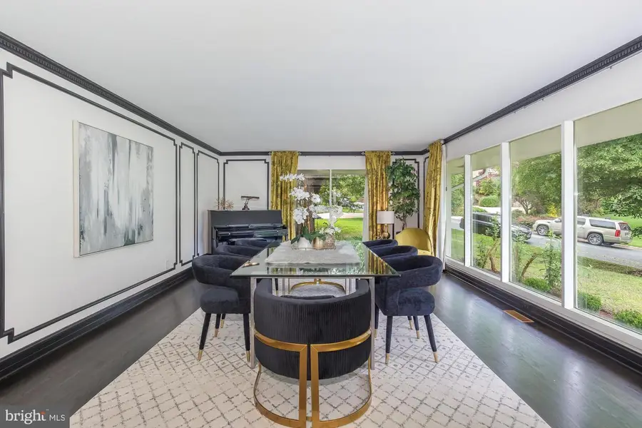 6337 Lenox Rd, Bethesda, MD 20817 - #2