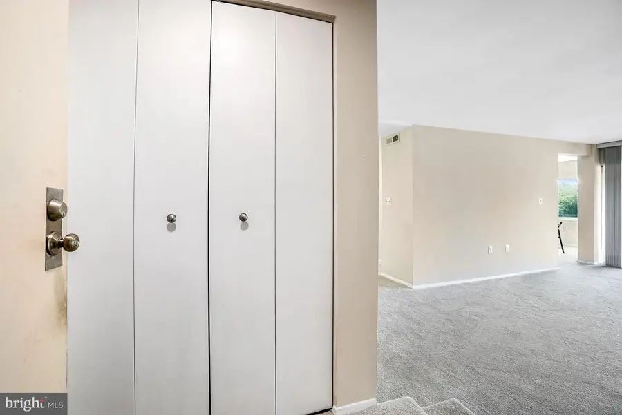450 Girard St #304, Gaithersburg, MD 20877 - #2