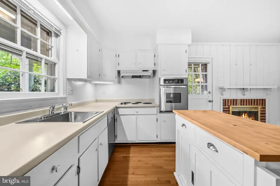 5605 Alta Vista Rd, Bethesda, MD 20817 - #3