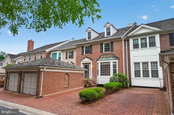 8016 Quarry Ridge Way, BETHESDA, MD 20817