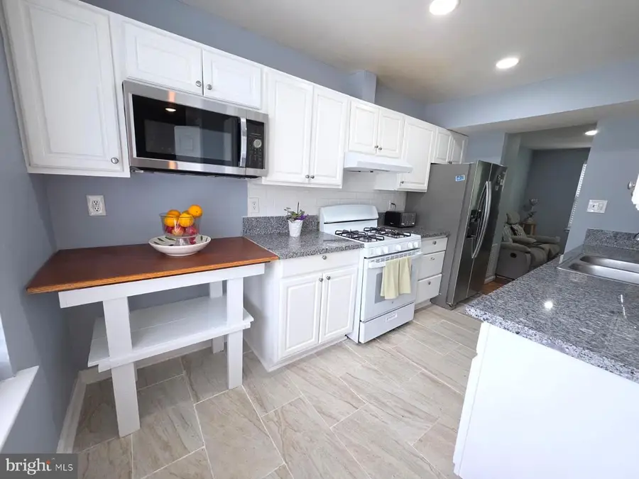 9105 Chesley Knoll Ct, Gaithersburg, MD 20879 - #2
