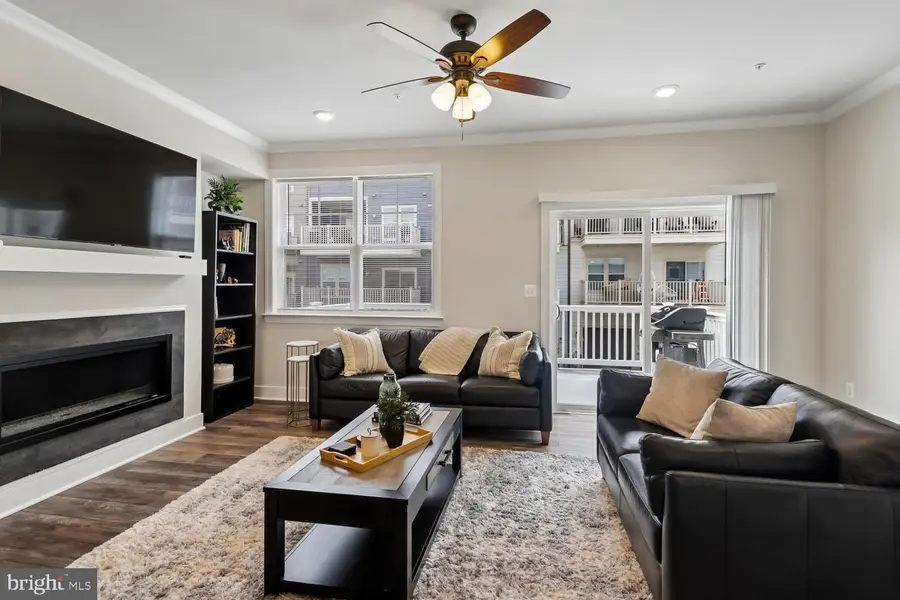 139 Dickenson Dr, Gaithersburg, MD 20878 - #3