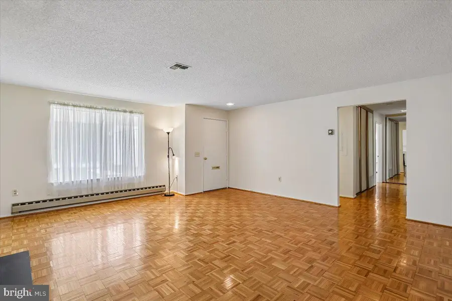 15133 Vantage Hill Rd #7-c, Silver Spring, MD 20906 - #2