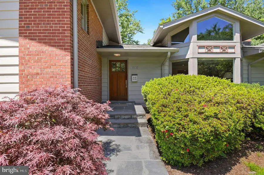 5829 Marbury Rd, Bethesda, MD 20817 - #3