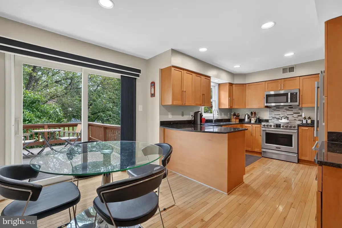 10139 Crestberry Pl, Bethesda, MD 20817 - #1