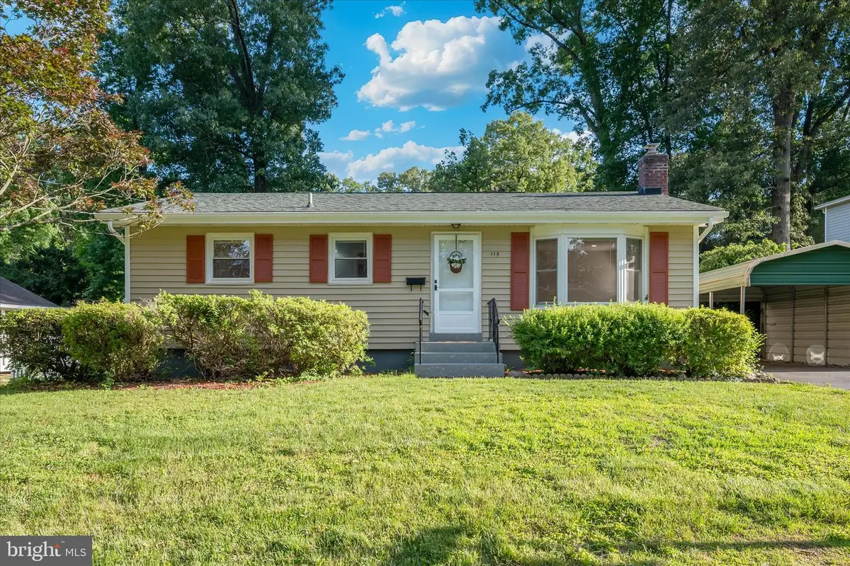 115 Woodland Rd, Gaithersburg, MD 20877 - #1