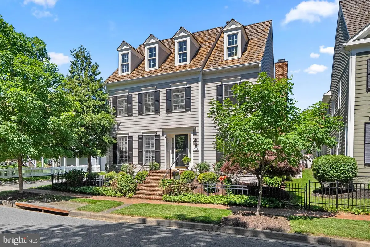 204 Massbury St, Gaithersburg, MD 20878 - #1