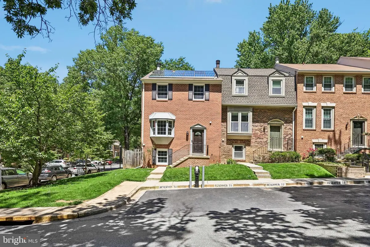 17 Appleseed Ln, Gaithersburg, MD 20878 - #1