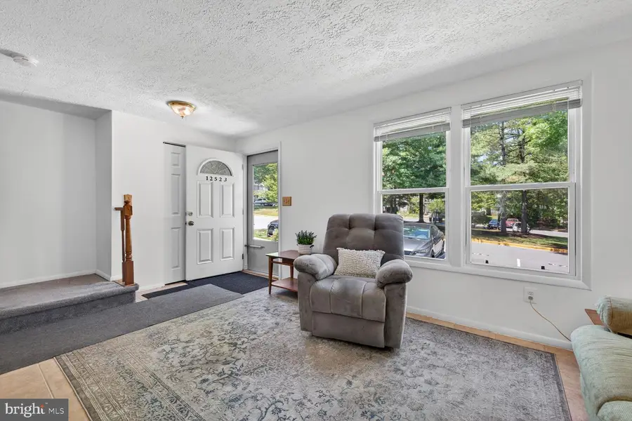 12523 Laurel Grove Pl, Germantown, MD 20874 - #2