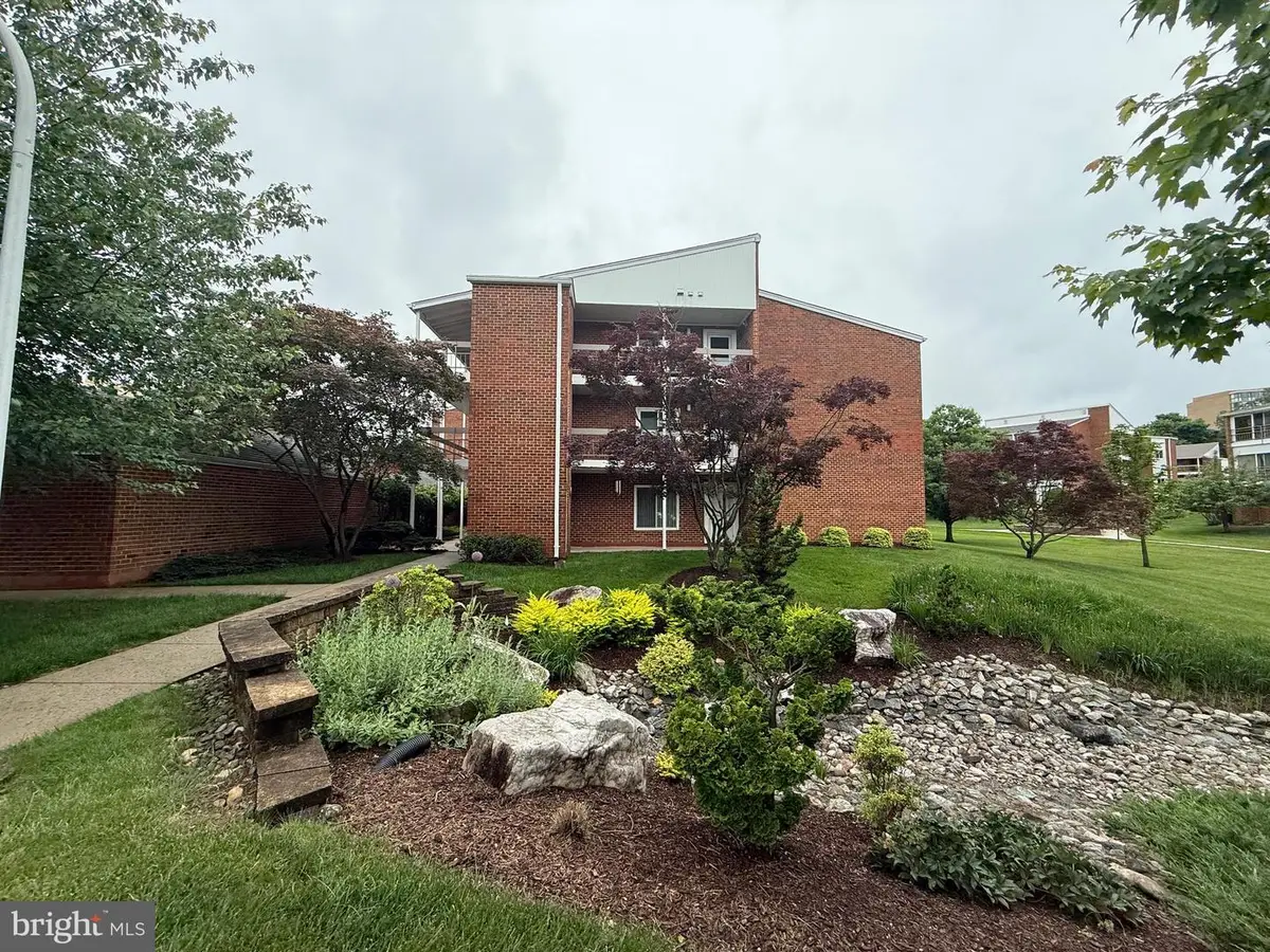 15100 Glade Dr #11-3b, Silver Spring, MD 20906 - #1