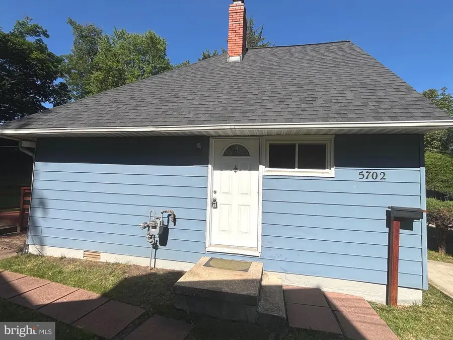 5702 Denfield Rd, Rockville, MD 20851 - #3