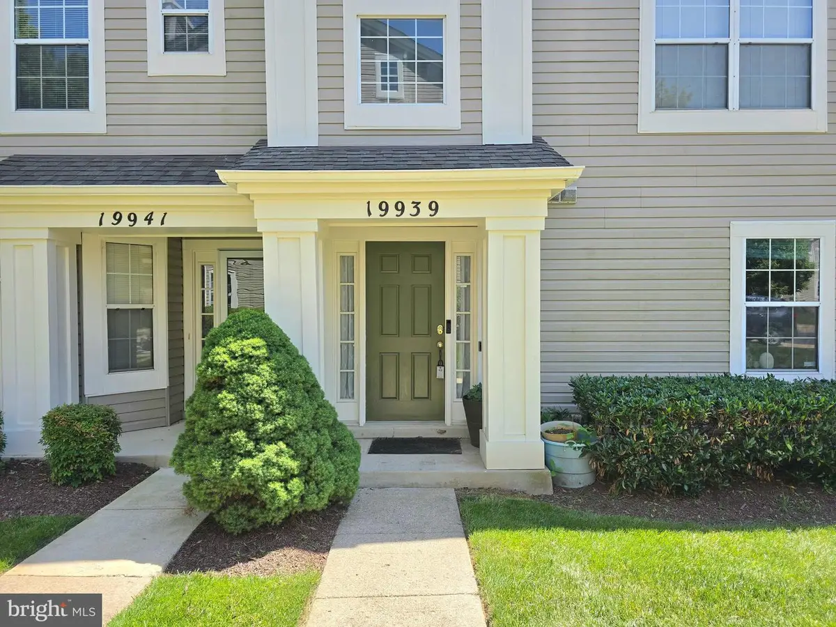 19939 Dunstable Cir #215, Germantown, MD 20876 - #1
