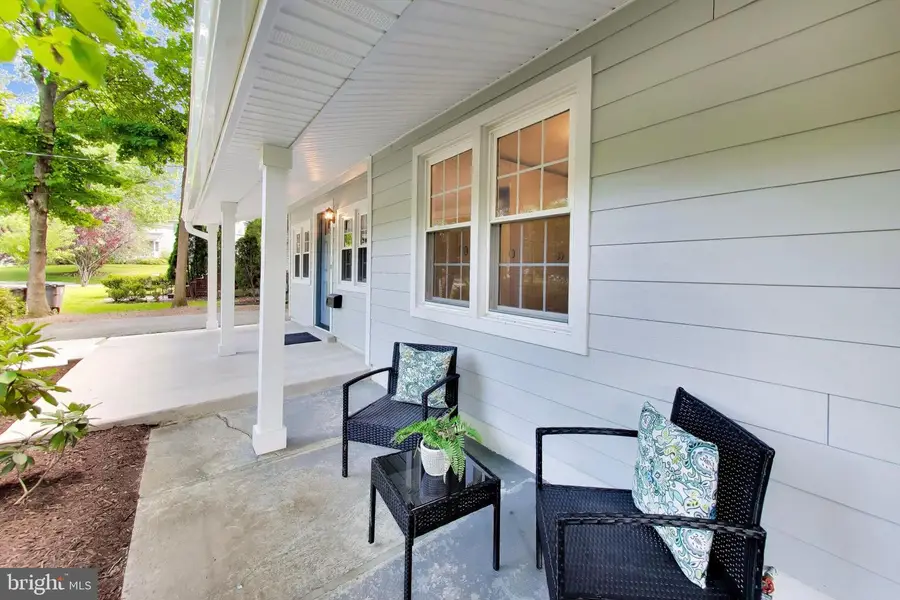 302 Mannakee St, Rockville, MD 20850 - #3