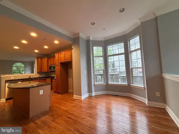 23510 Gardenside Pl, CLARKSBURG, MD 20871