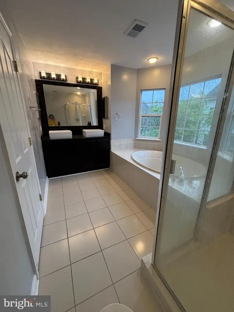 23510 Gardenside Pl, Clarksburg, MD 20871 - #3