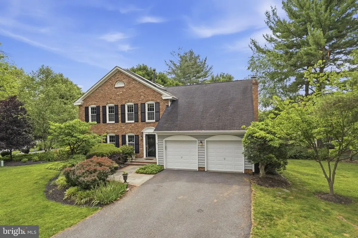 9016 Nesbit Ct, Gaithersburg, MD 20886 - #1