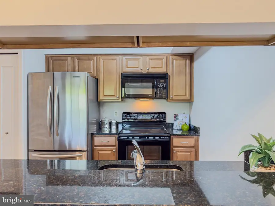 5800 Nicholson Ln #1-205, Rockville, MD 20852 - #2