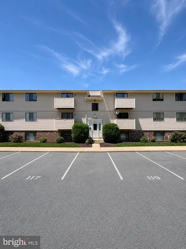12417 Hickory Tree Way #233, GERMANTOWN, MD 20874