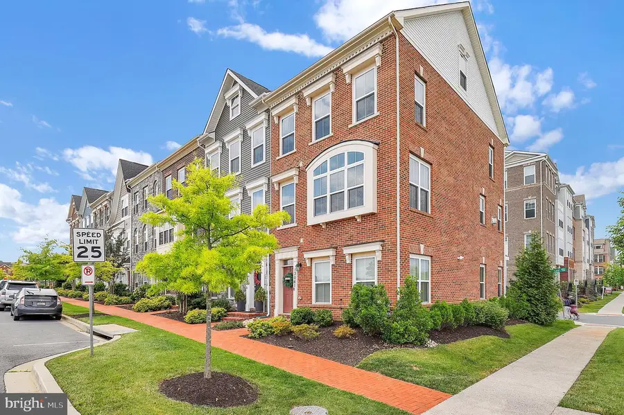 13061 Clarksburg Square Rd, Clarksburg, MD 20871 - #3