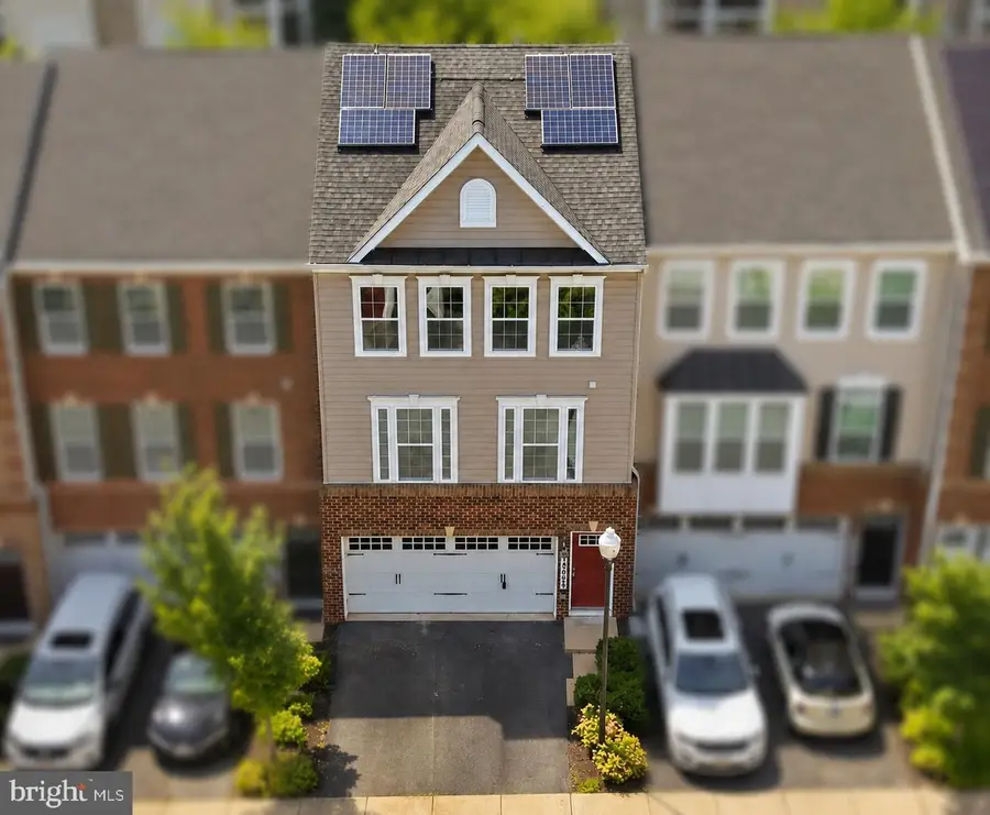 19848 Vaughn Landing Dr, Germantown, MD 20874 - #2
