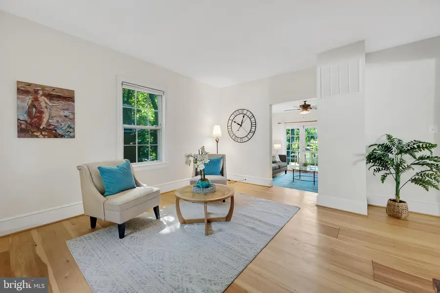 2418 Forest Glen Rd, Silver Spring, MD 20910 - #2