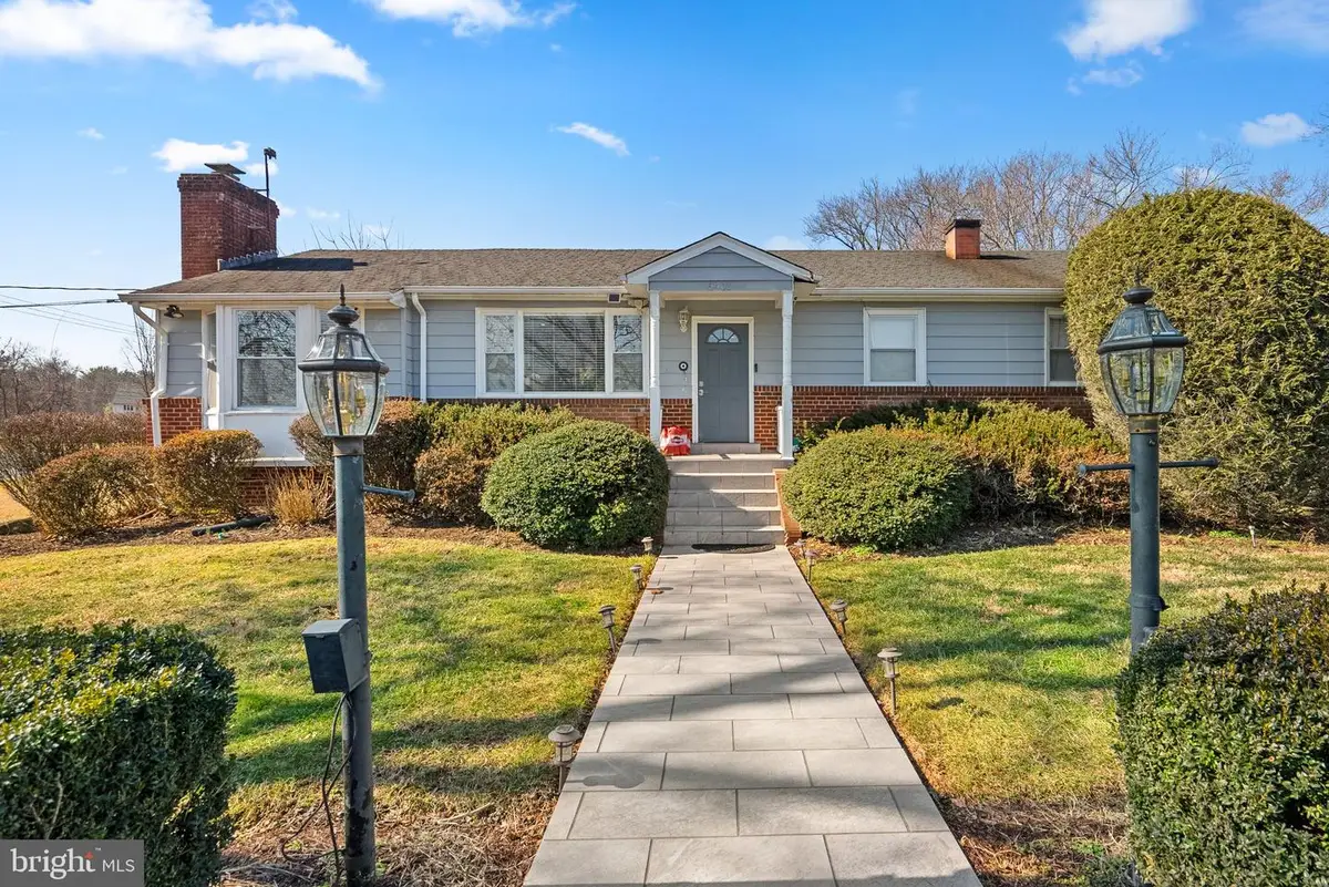 6401 Dorsey Rd, Gaithersburg, MD 20882 - #1