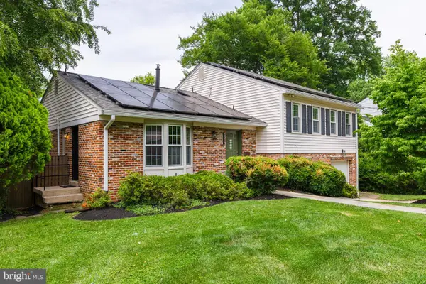8719 Postoak Rd, POTOMAC, MD 20854