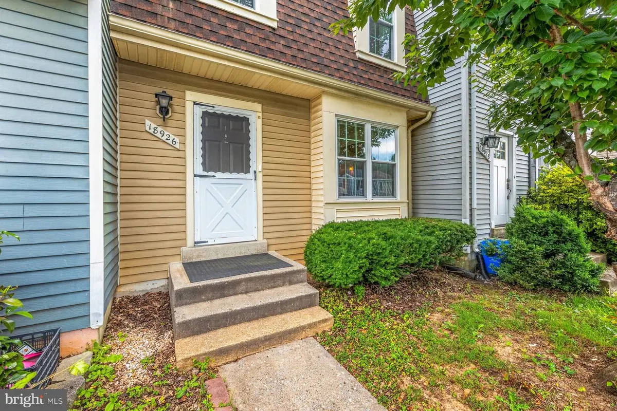 18926 Birdseye Dr, Germantown, MD 20874 - #1