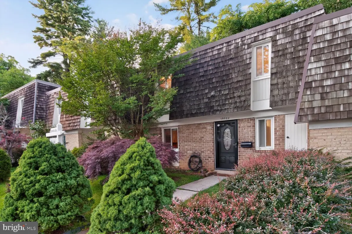 19025 Coltfield Ct, Gaithersburg, MD 20886 - #1