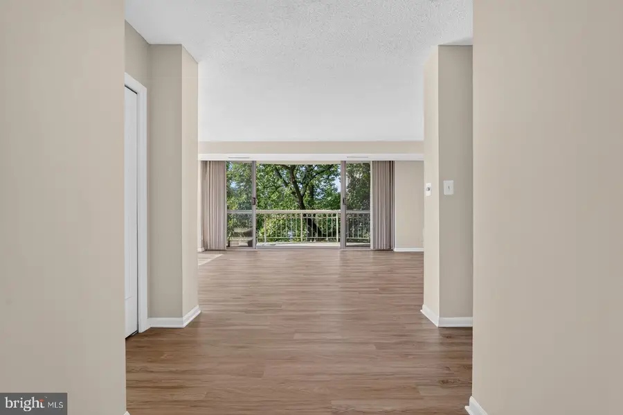 5802 Nicholson Ln #2-602, North Bethesda, MD 20852 - #2