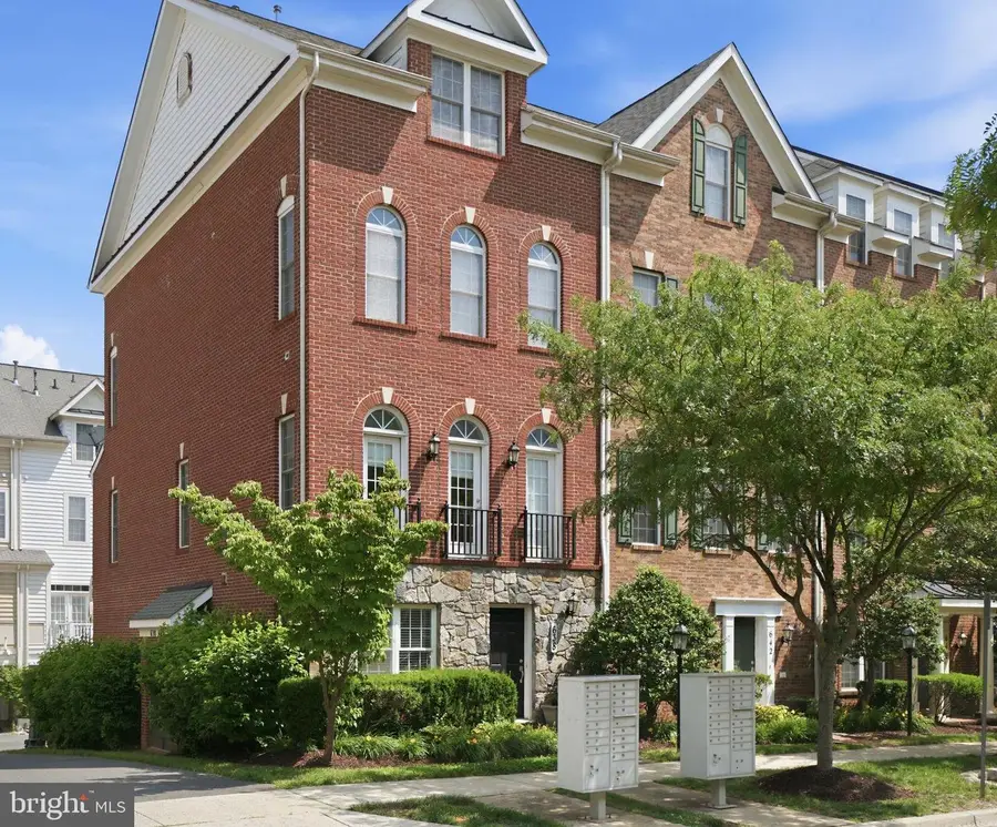 638 Raven Ave, Gaithersburg, MD 20877 - #2