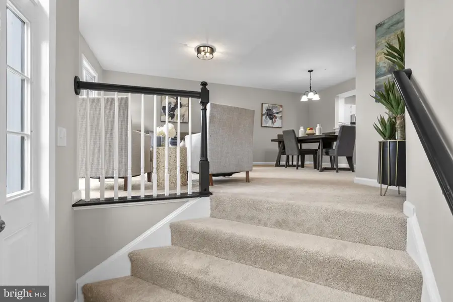 8101 Chelaberry Ct, Gaithersburg, MD 20879 - #3
