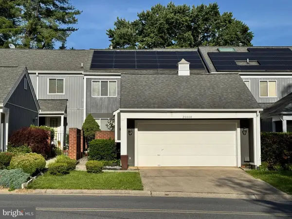 20668 Highland Hall Dr, GAITHERSBURG, MD 20886