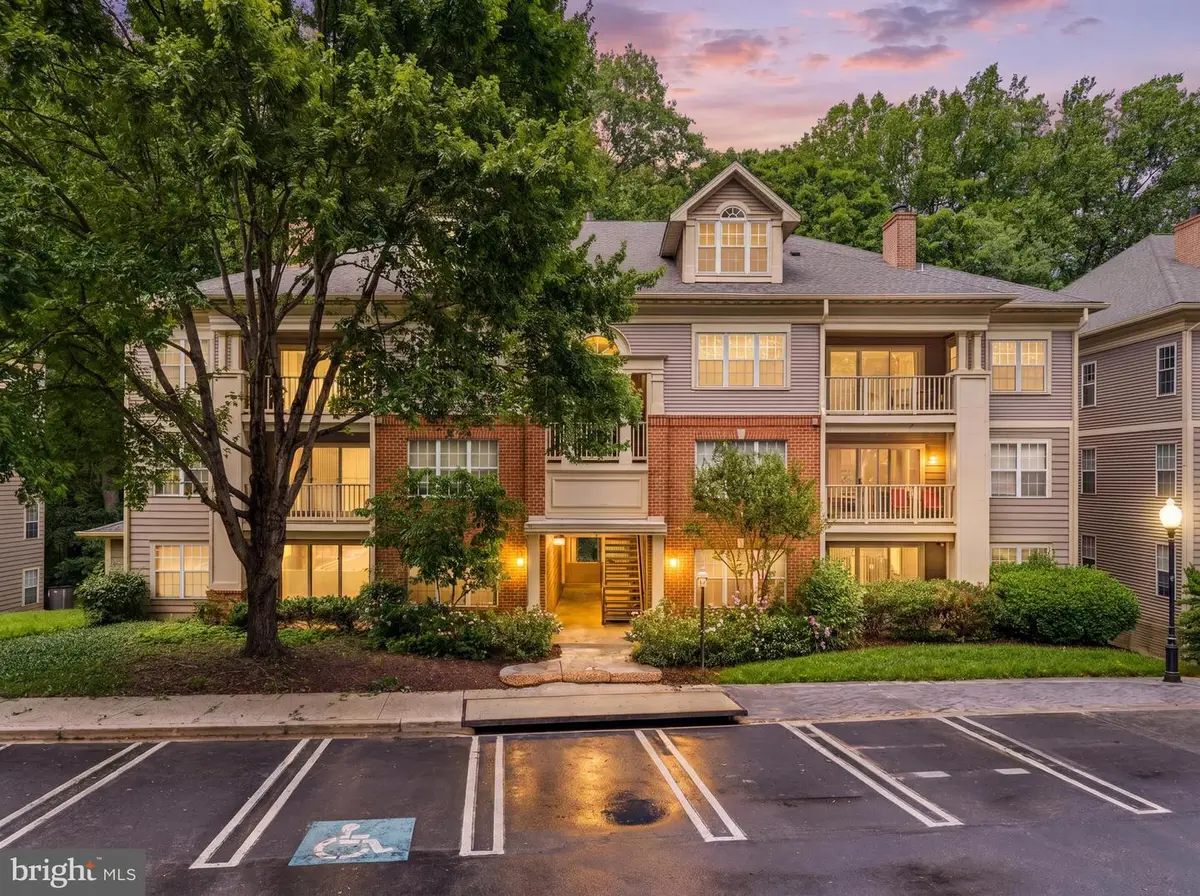 111 Timberbrook Ln #202, Gaithersburg, MD 20878 - #1