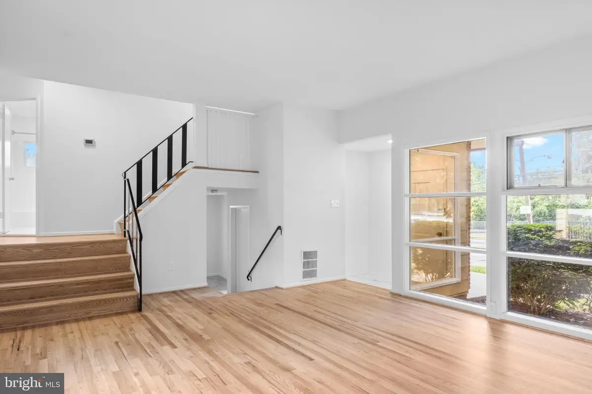 2302 Veirs Mill Rd, Rockville, MD 20851 - #1