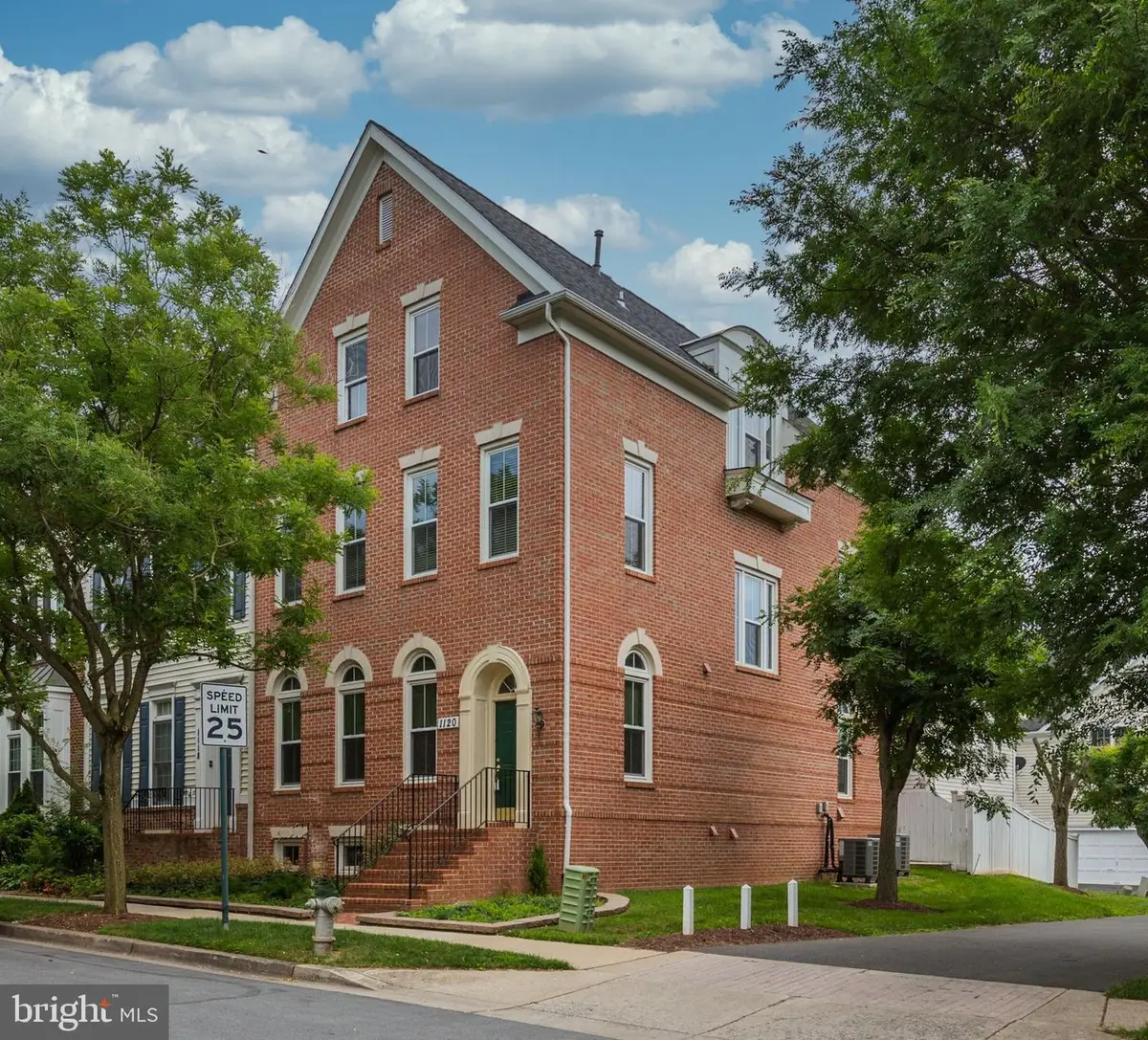 1120 Crestfield Dr, Rockville, MD 20850 - #1