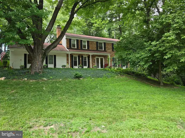 16601 Briardale Rd, ROCKVILLE, MD 20855