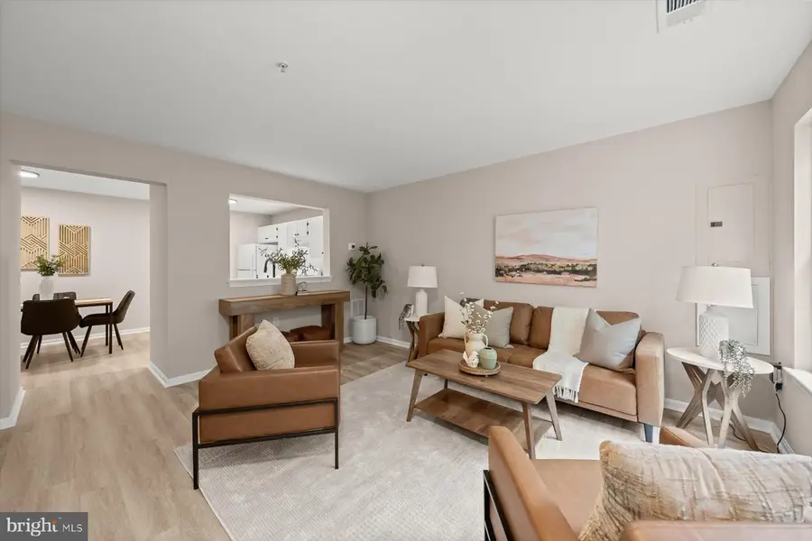 13710 Lark Song Dr, Germantown, MD 20874 - #2