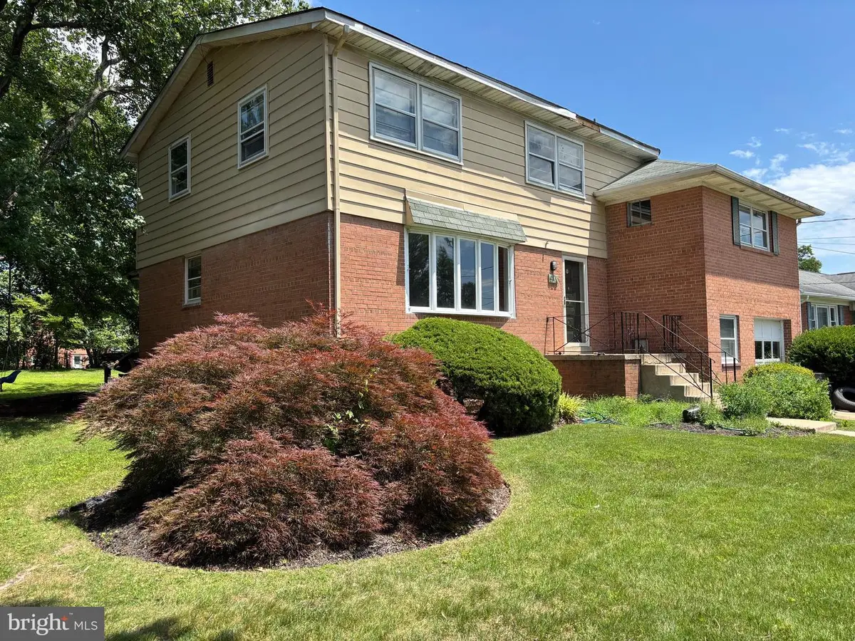 906 Venice Dr, Silver Spring, MD 20904 - #1