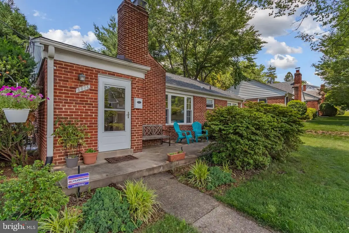 5025 Cushing Dr, Kensington, MD 20895 - #1