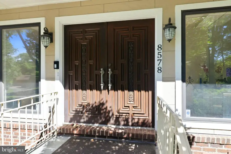 8578 Brickyard Rd, Potomac, MD 20854 - #2