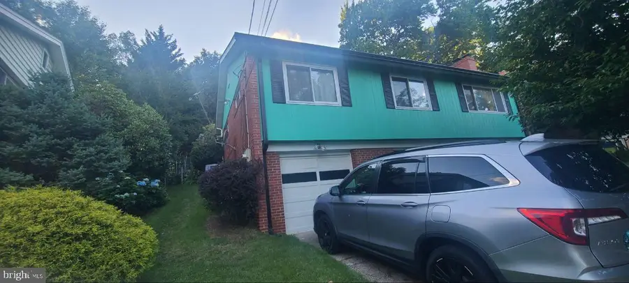 10804 Lombardy Rd, Silver Spring, MD 20901 - #2