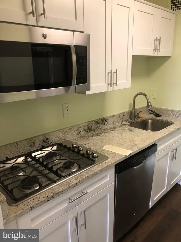 10401 Grosvenor Pl #1105, ROCKVILLE, MD 20852