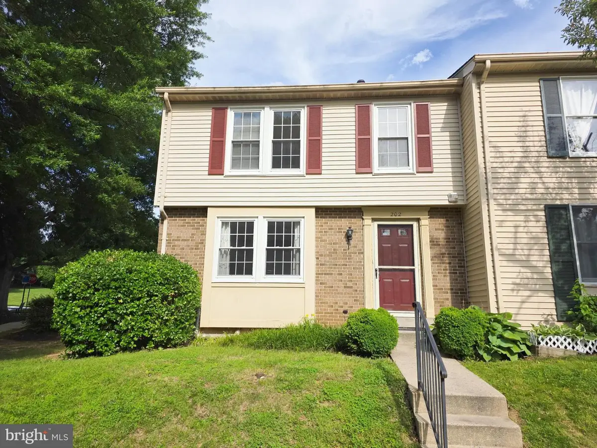 202 Curry Ford Ln, Gaithersburg, MD 20878 - #1