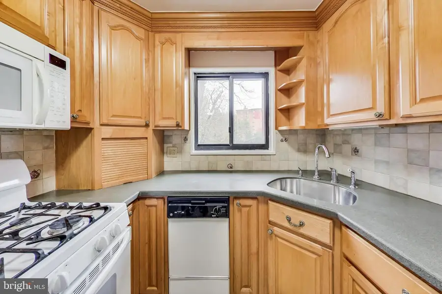 7611 Maple Ave #202, Takoma Park, MD 20912 - #3