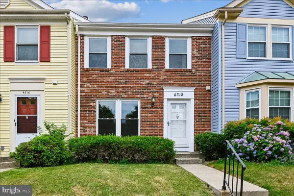 4318 Dunwood Ter, BURTONSVILLE, MD 20866