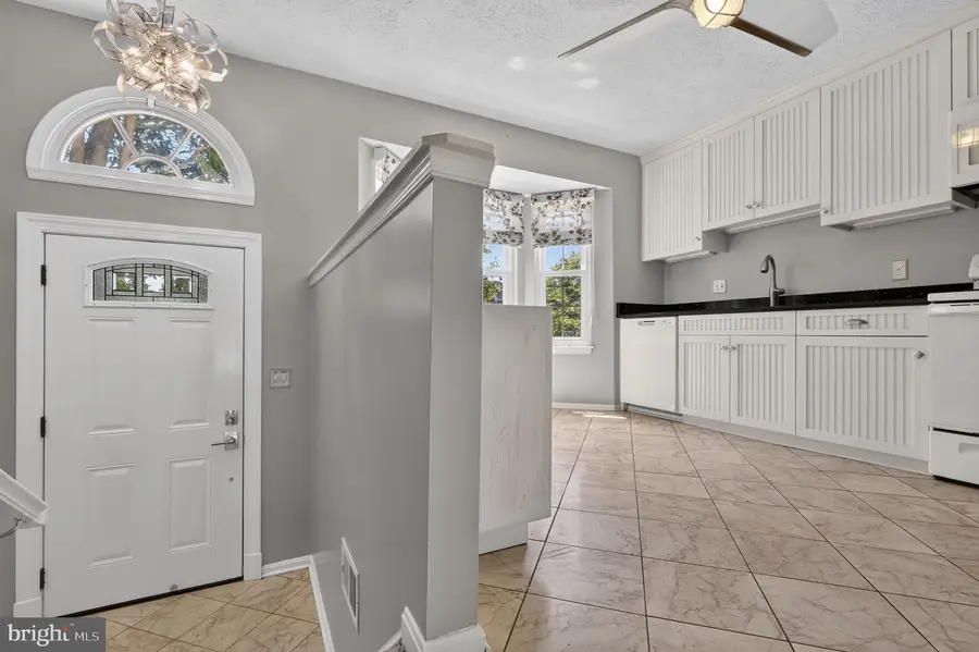 870 Bayridge Dr, Gaithersburg, MD 20878 - #2