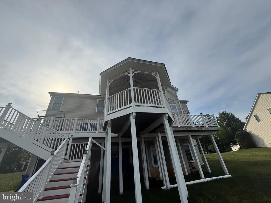 15224 Lions Den Rd, Burtonsville, MD 20866 - #2