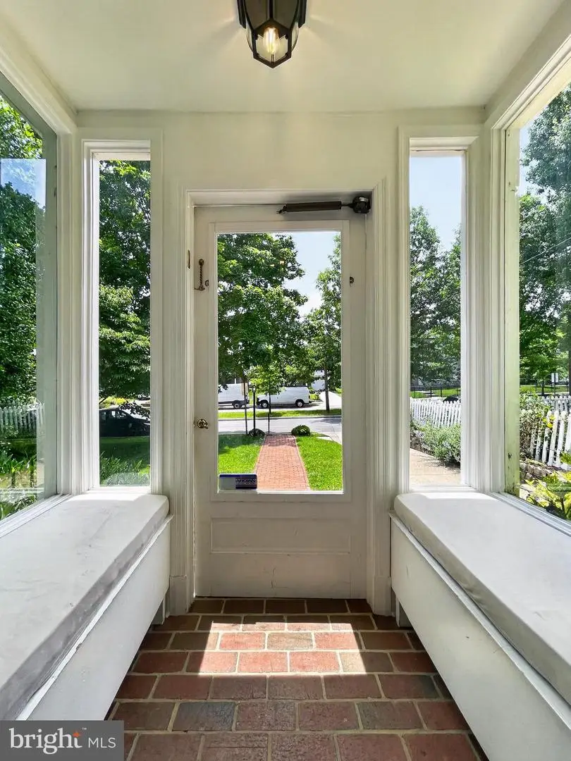 4619 Norwood Dr, Chevy Chase, MD 20815 - #3