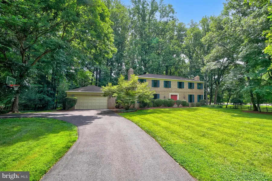 11701 Beekman Pl, Rockville, MD 20854 - #3